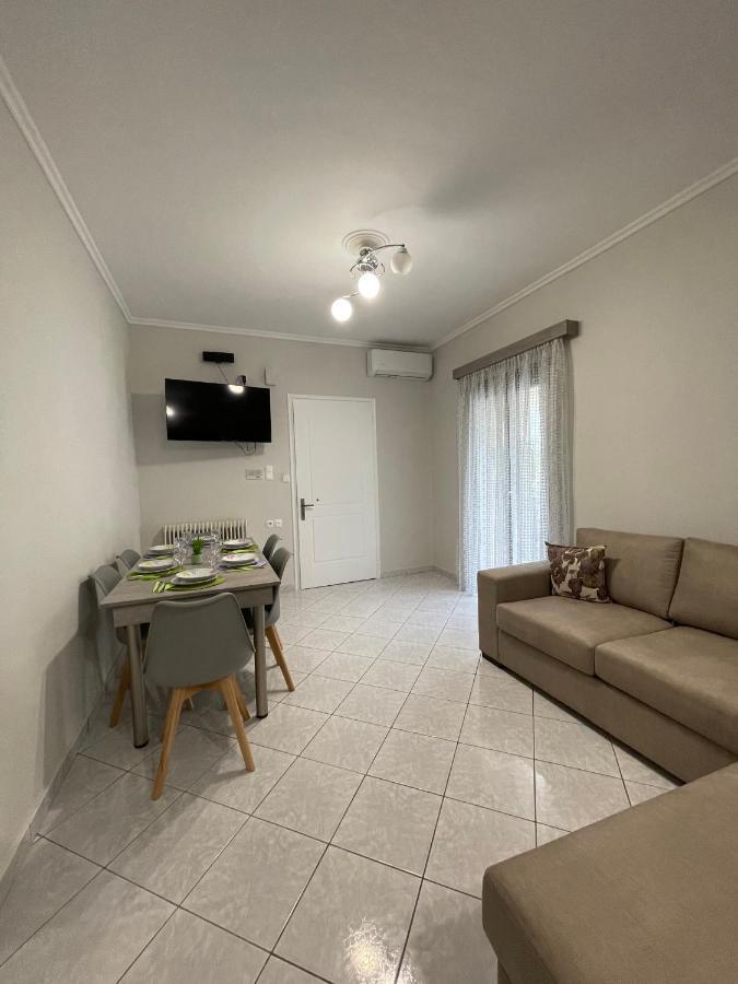 Litsa'S Apartment 伊古迈尼察 外观 照片